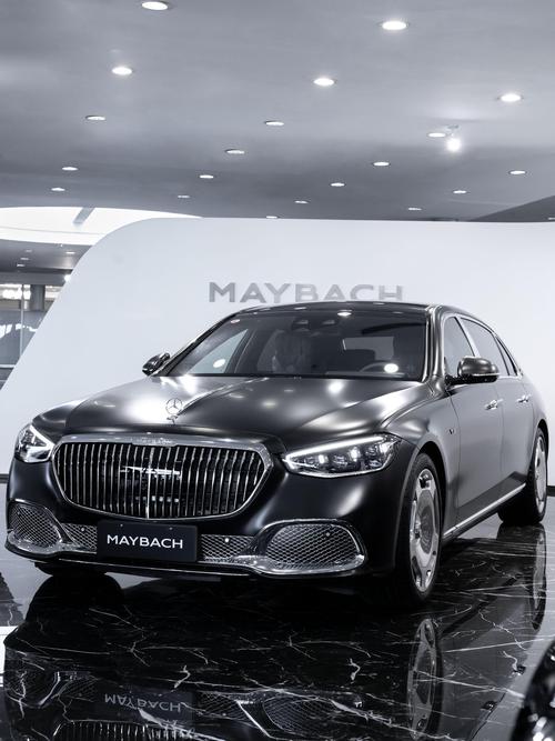 成都279岚图汽车的售后服务让用户无忧出行，迈巴赫未来的豪华车趋势